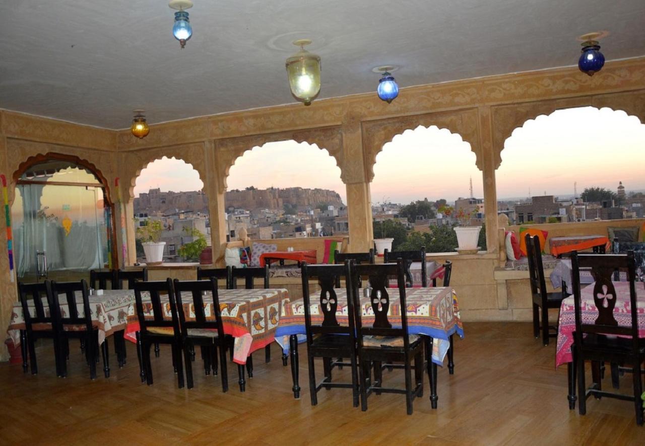 Hotel Lal Garh Fort And Palace Jaisalmer Bagian luar foto